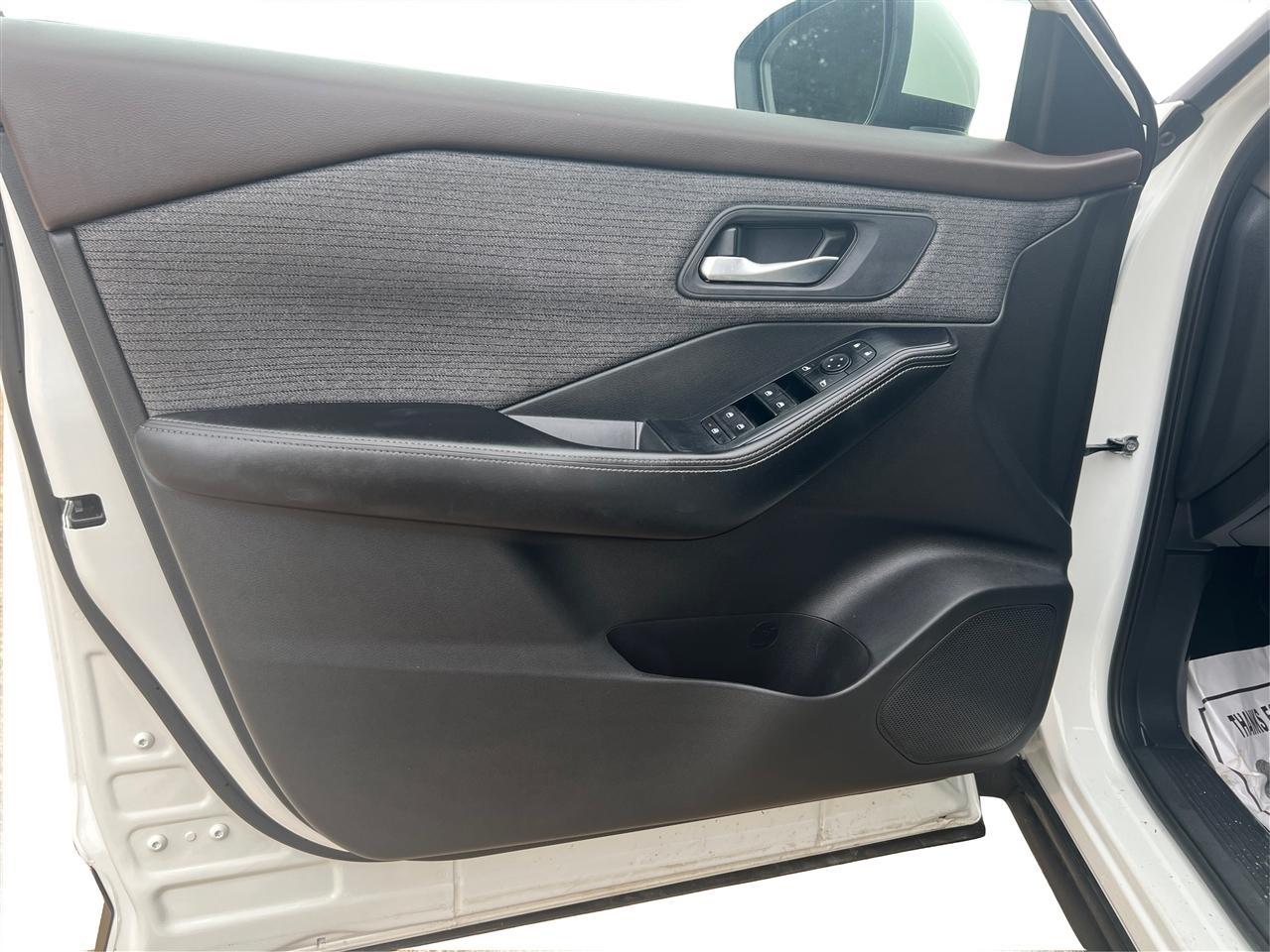 Nissan Rogue SV 2023