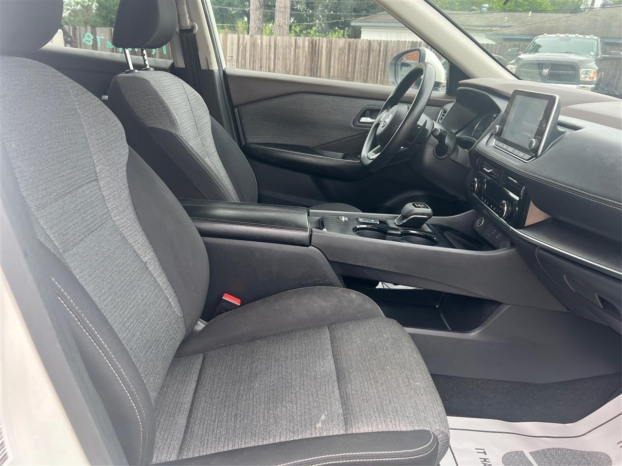 Nissan Rogue SV 2023