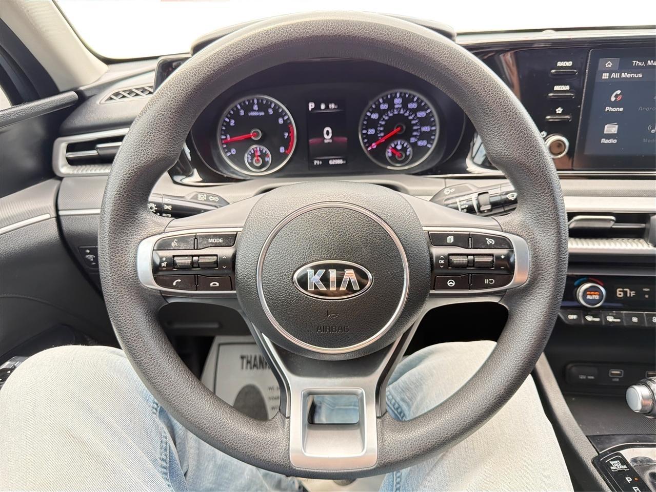 Kia K5 LXS 2021