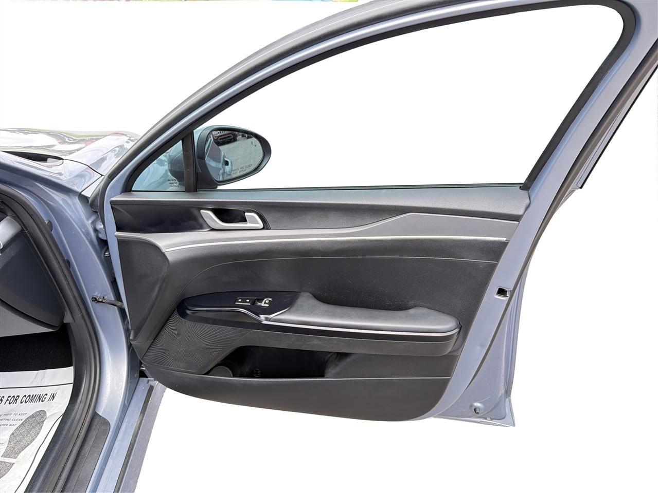 Kia K5 LXS 2021