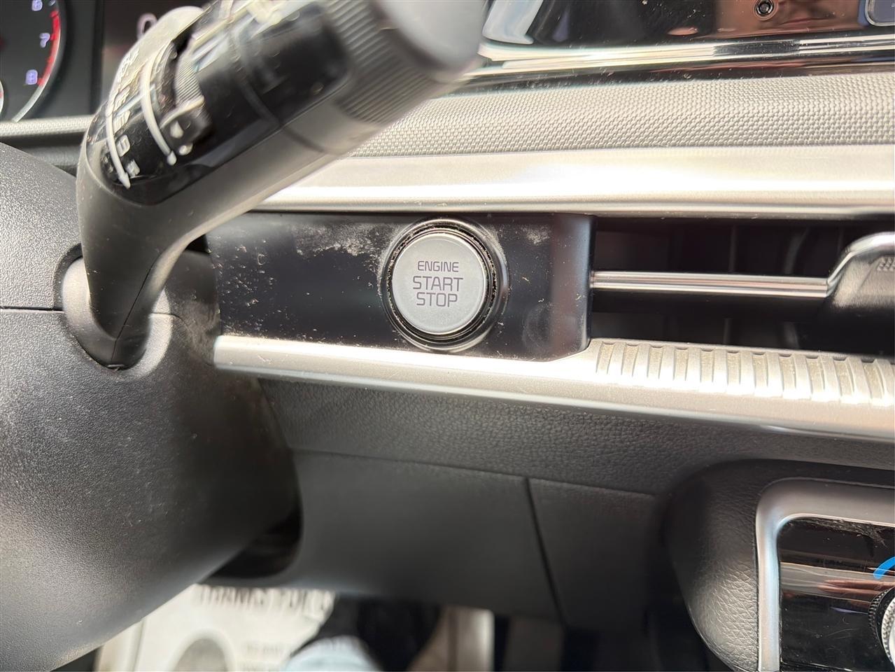 Kia K5 LXS 2021