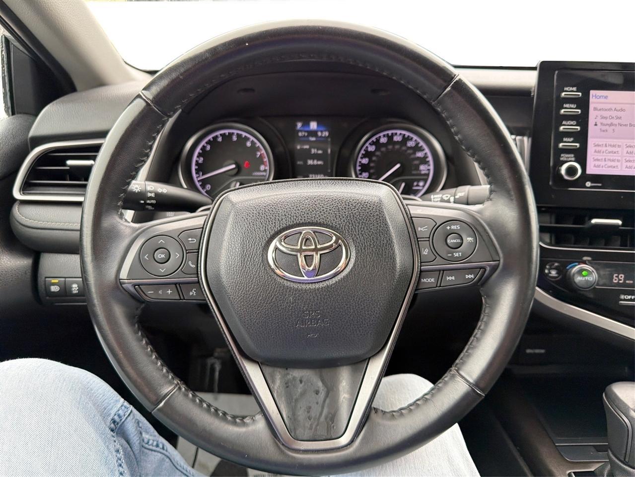 Toyota Camry SE 2022