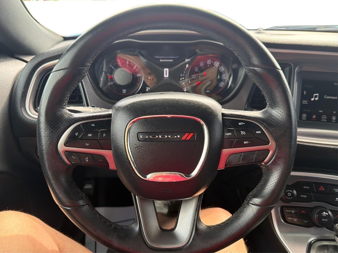 Dodge Challenger SXT 2019