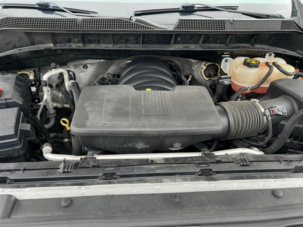 Chevrolet Silverado 1500 Custom Trail Boss Crew Cab Long Box 4WD 2021