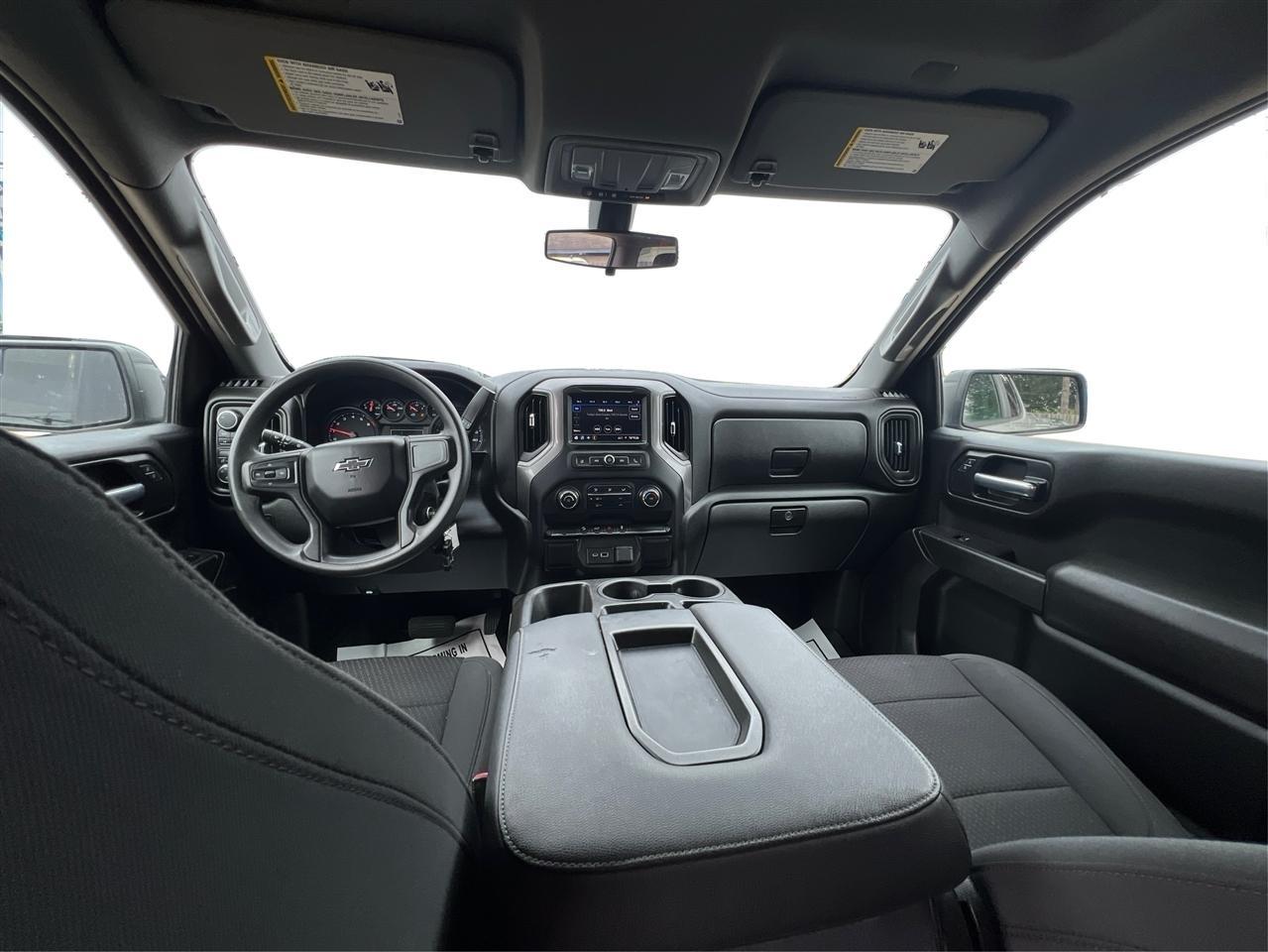 Chevrolet Silverado 1500 Custom Trail Boss Crew Cab Long Box 4WD 2021