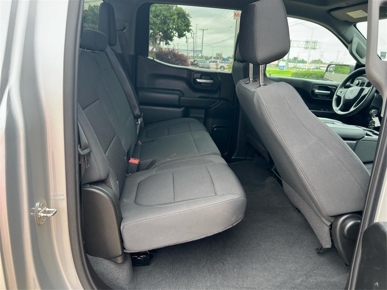 Chevrolet Silverado 1500 Custom Trail Boss Crew Cab Long Box 4WD 2021