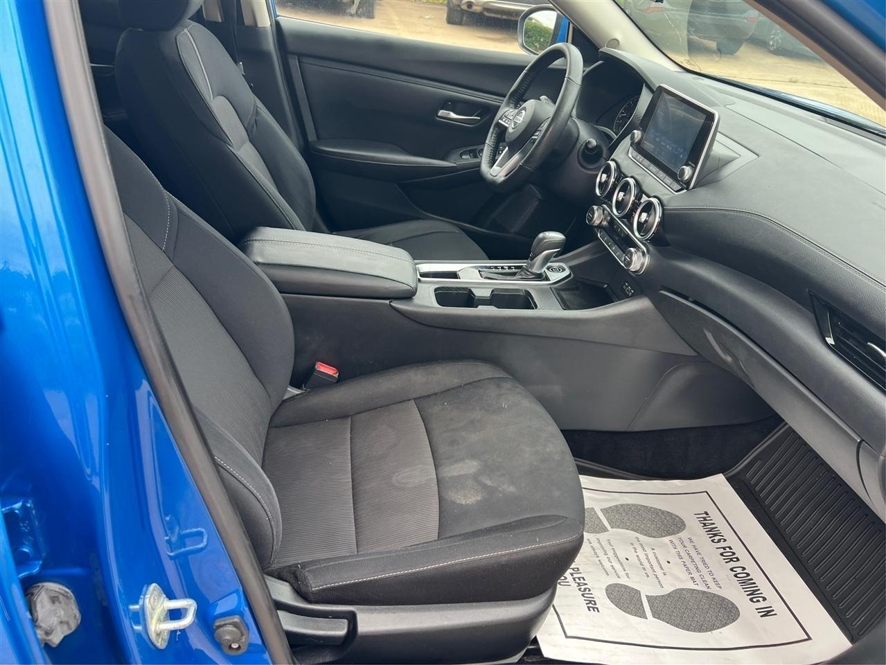 Nissan Sentra SV 2023