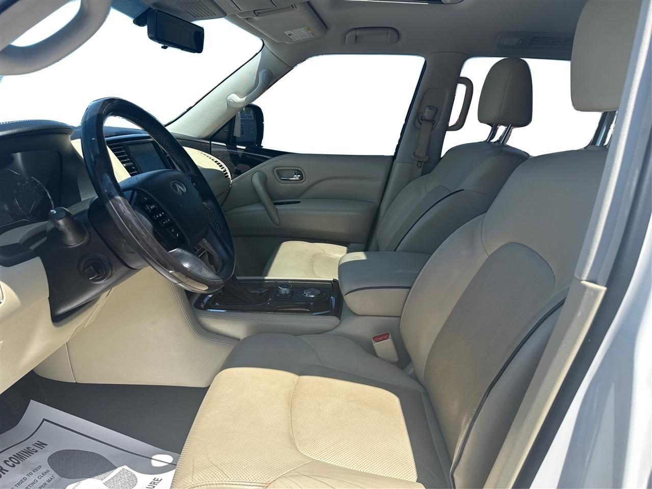 Infiniti QX80 LUXE 2020