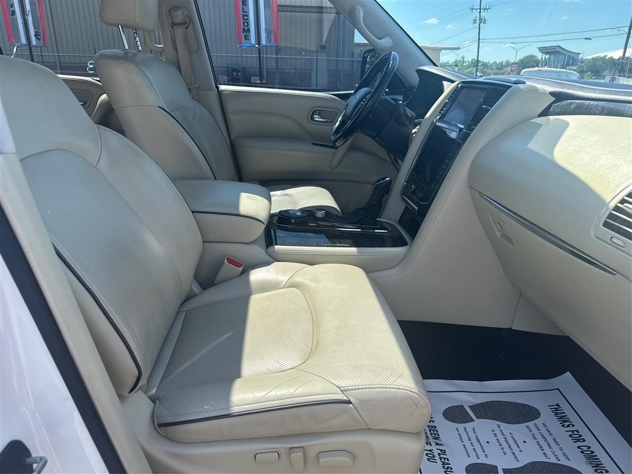 Infiniti QX80 LUXE 2020