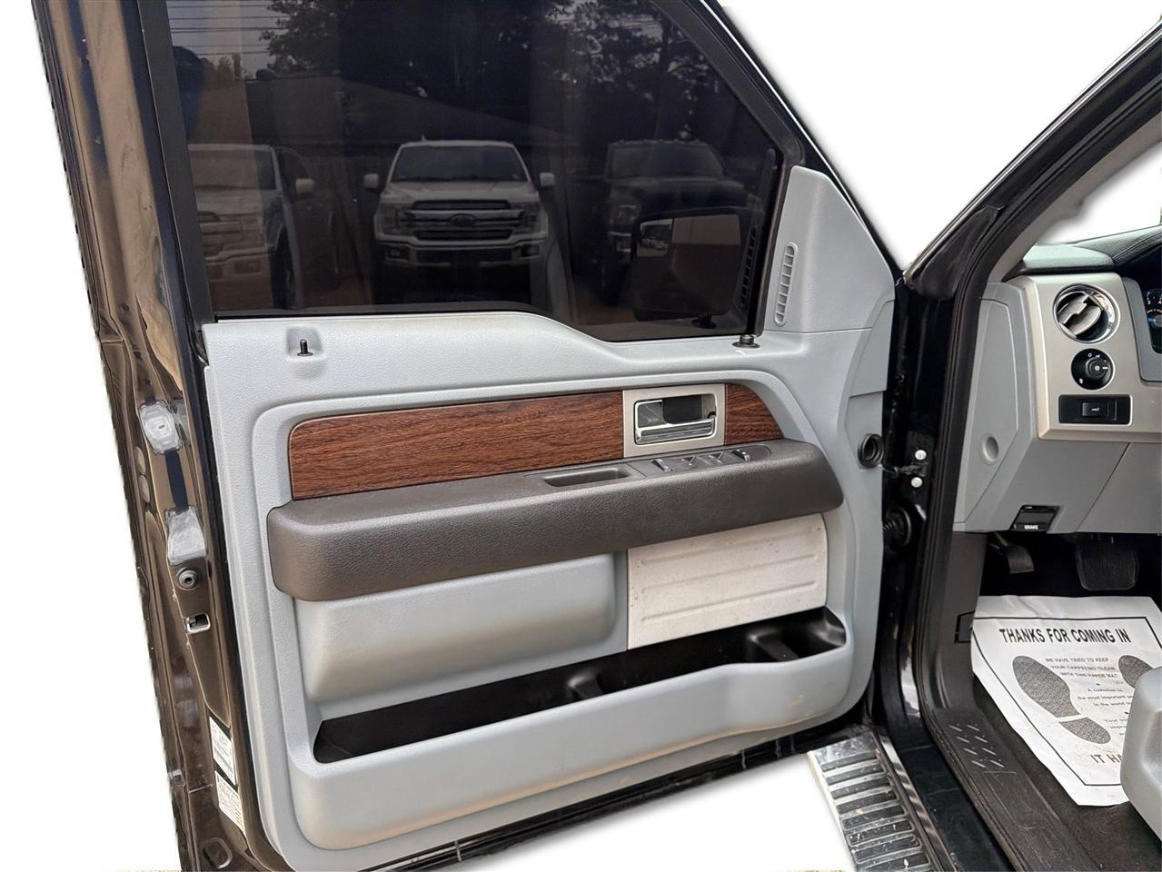 Ford F-150 XL SuperCrew 5.5-ft. Bed 4WD 2013