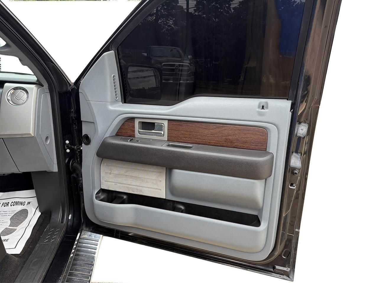 Ford F-150 XL SuperCrew 5.5-ft. Bed 4WD 2013
