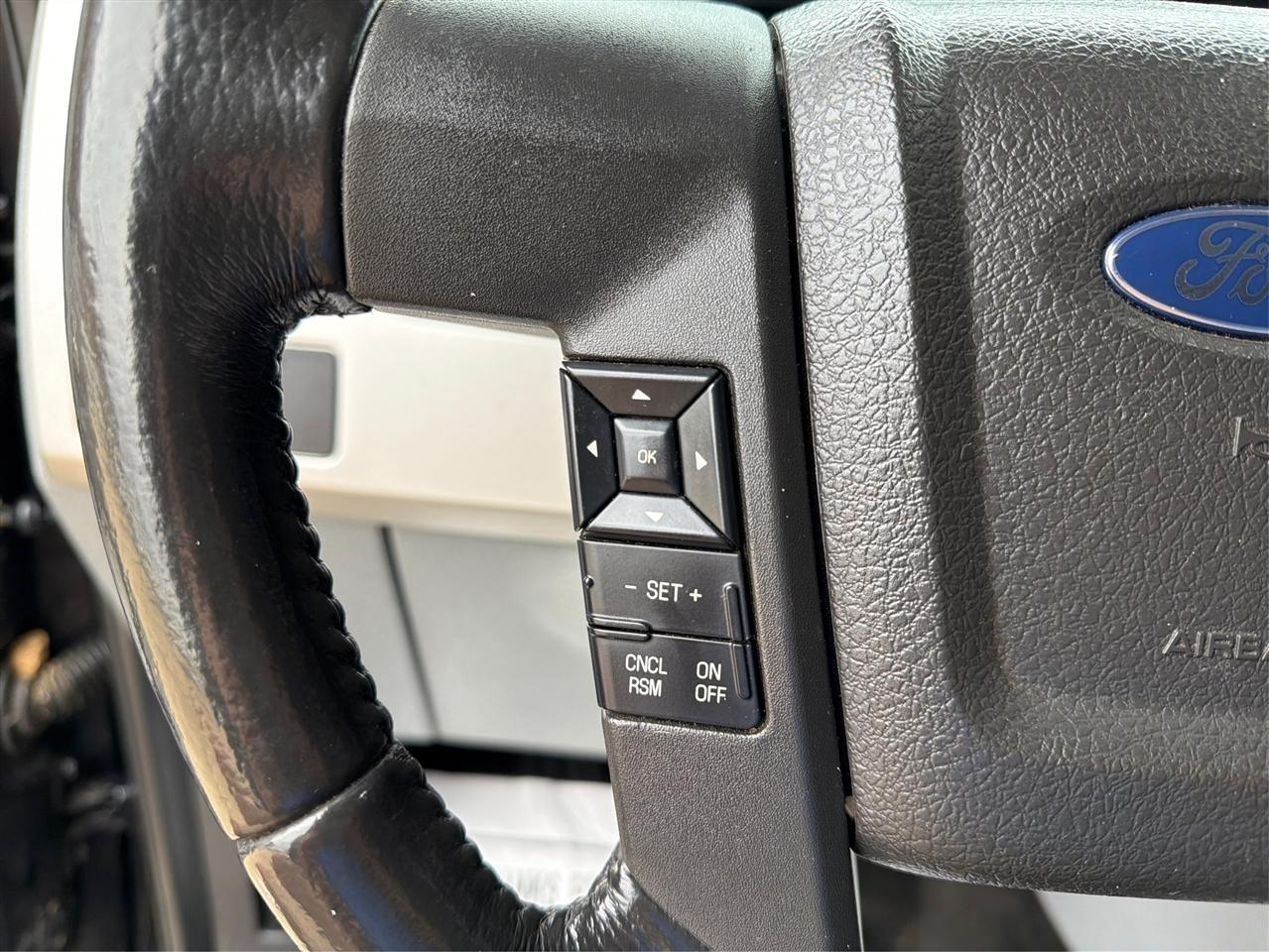 Ford F-150 XL SuperCrew 5.5-ft. Bed 4WD 2013