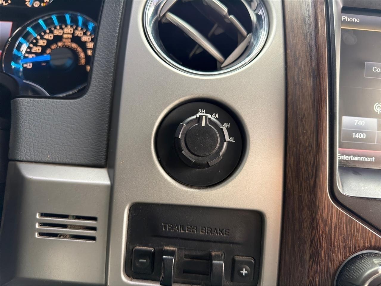 Ford F-150 XL SuperCrew 5.5-ft. Bed 4WD 2013