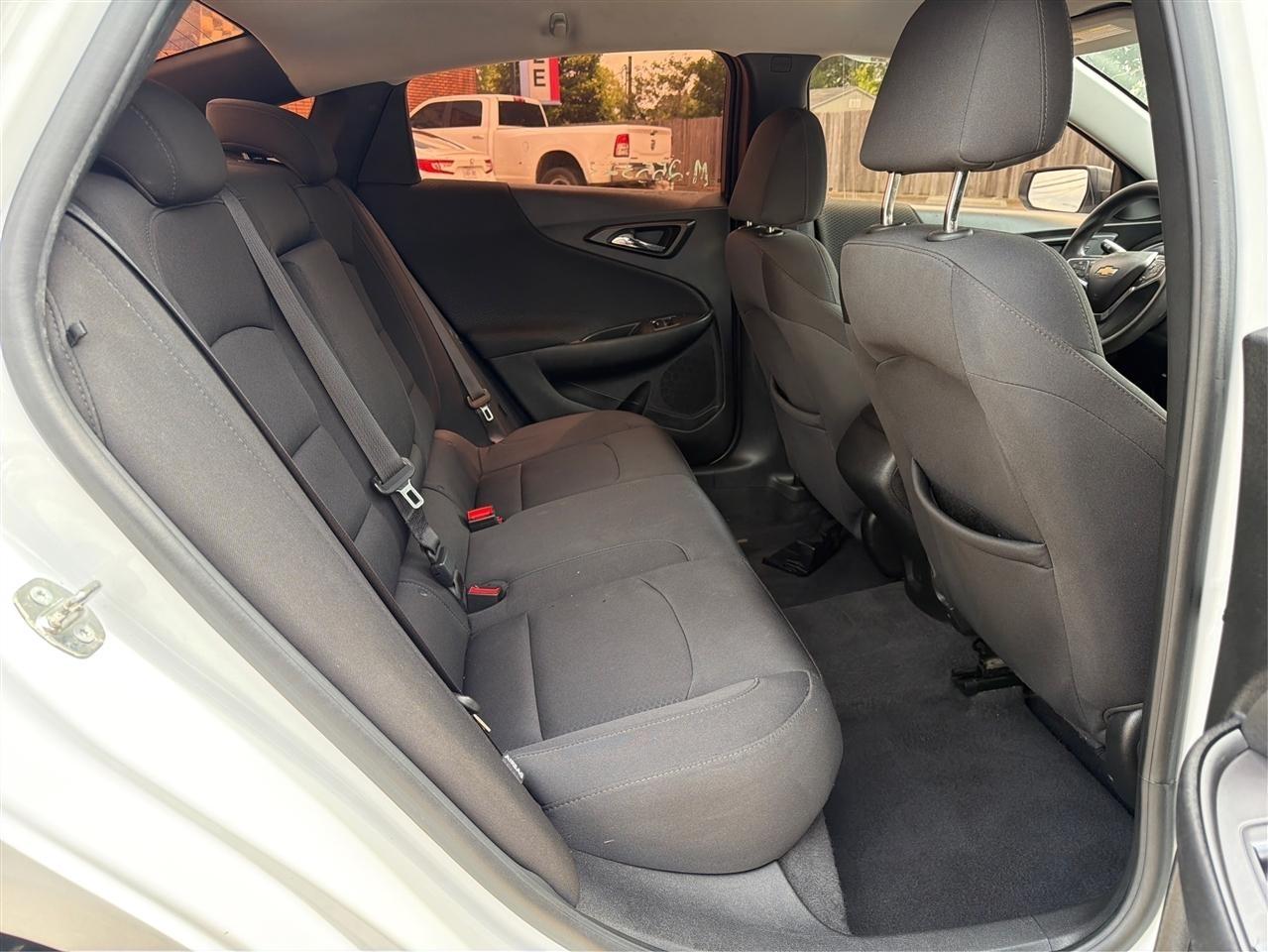 Chevrolet Malibu LS 2018