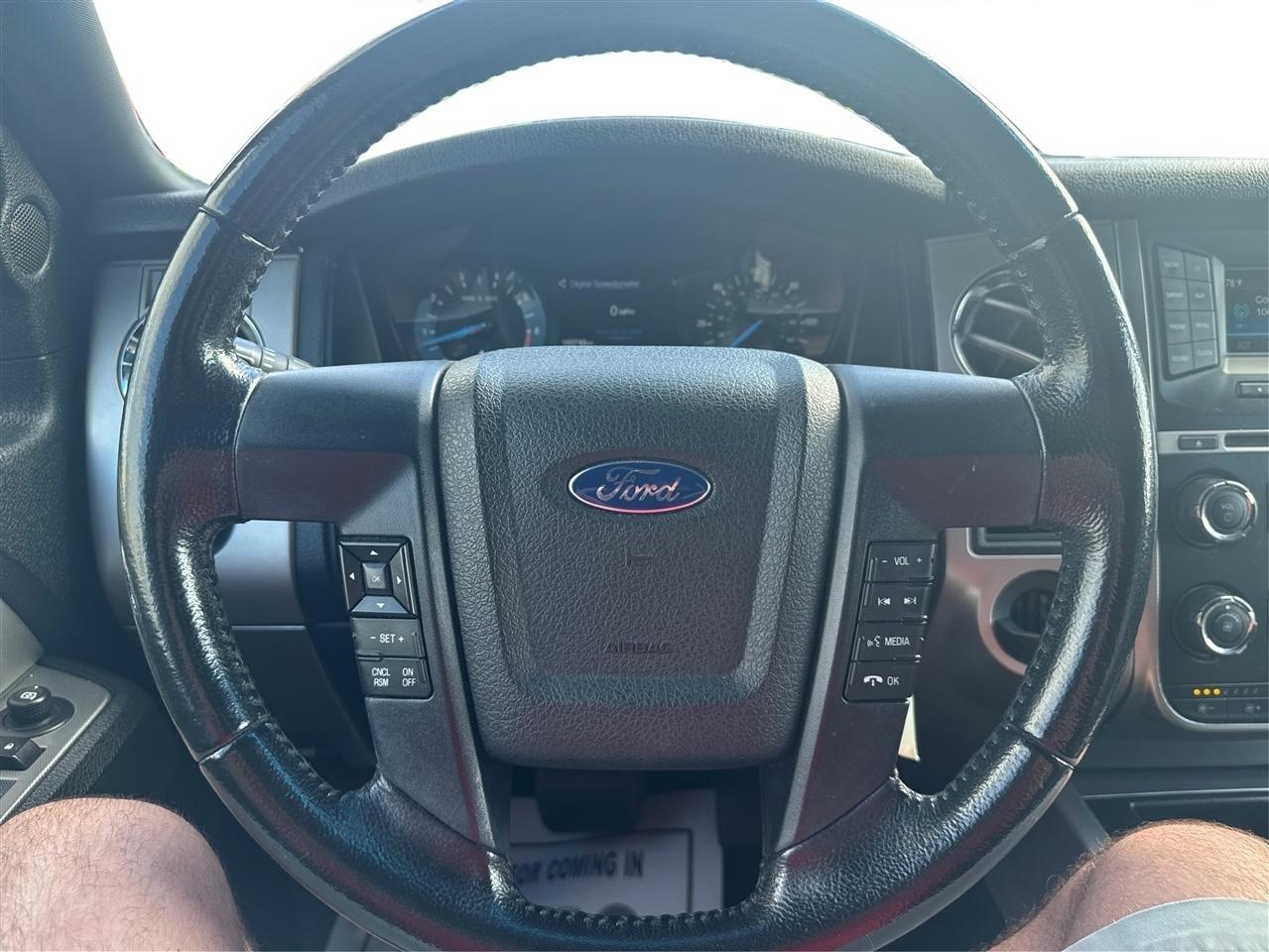 Ford Expedition EL XLT 2WD 2017