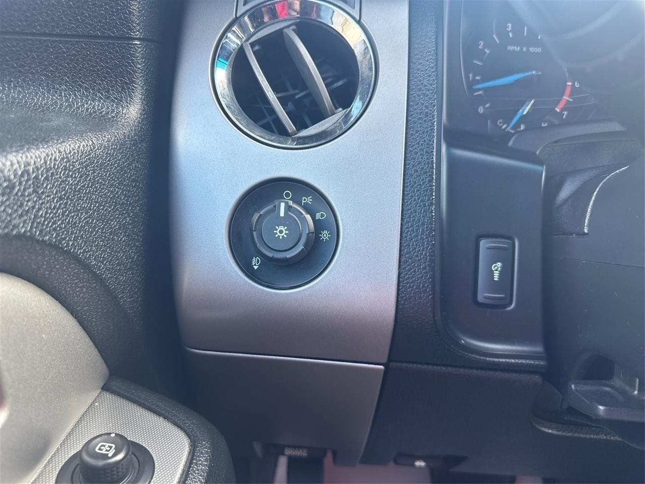 Ford Expedition EL XLT 2WD 2017