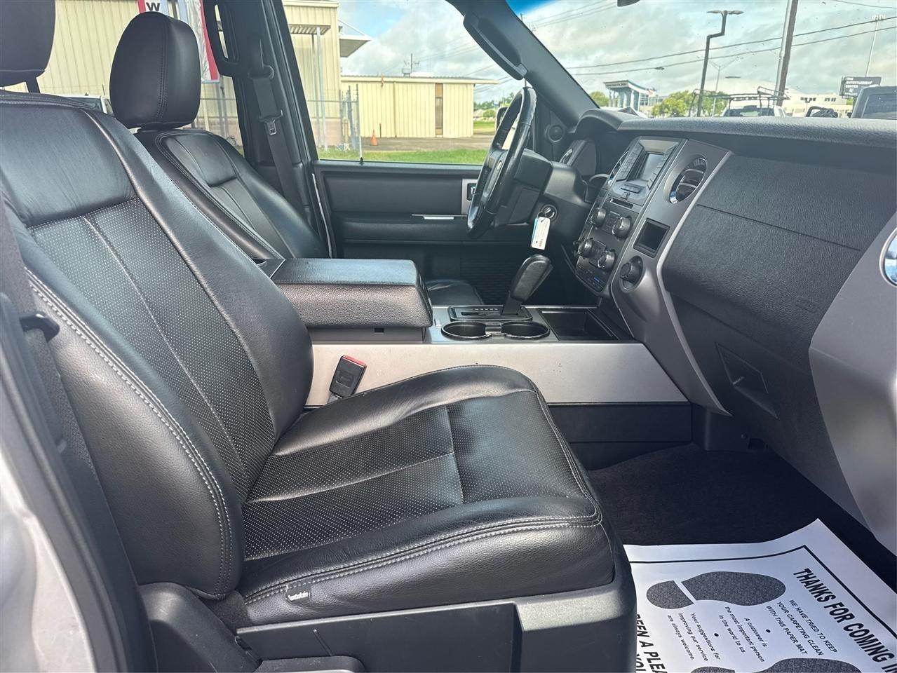 Ford Expedition EL XLT 2WD 2017