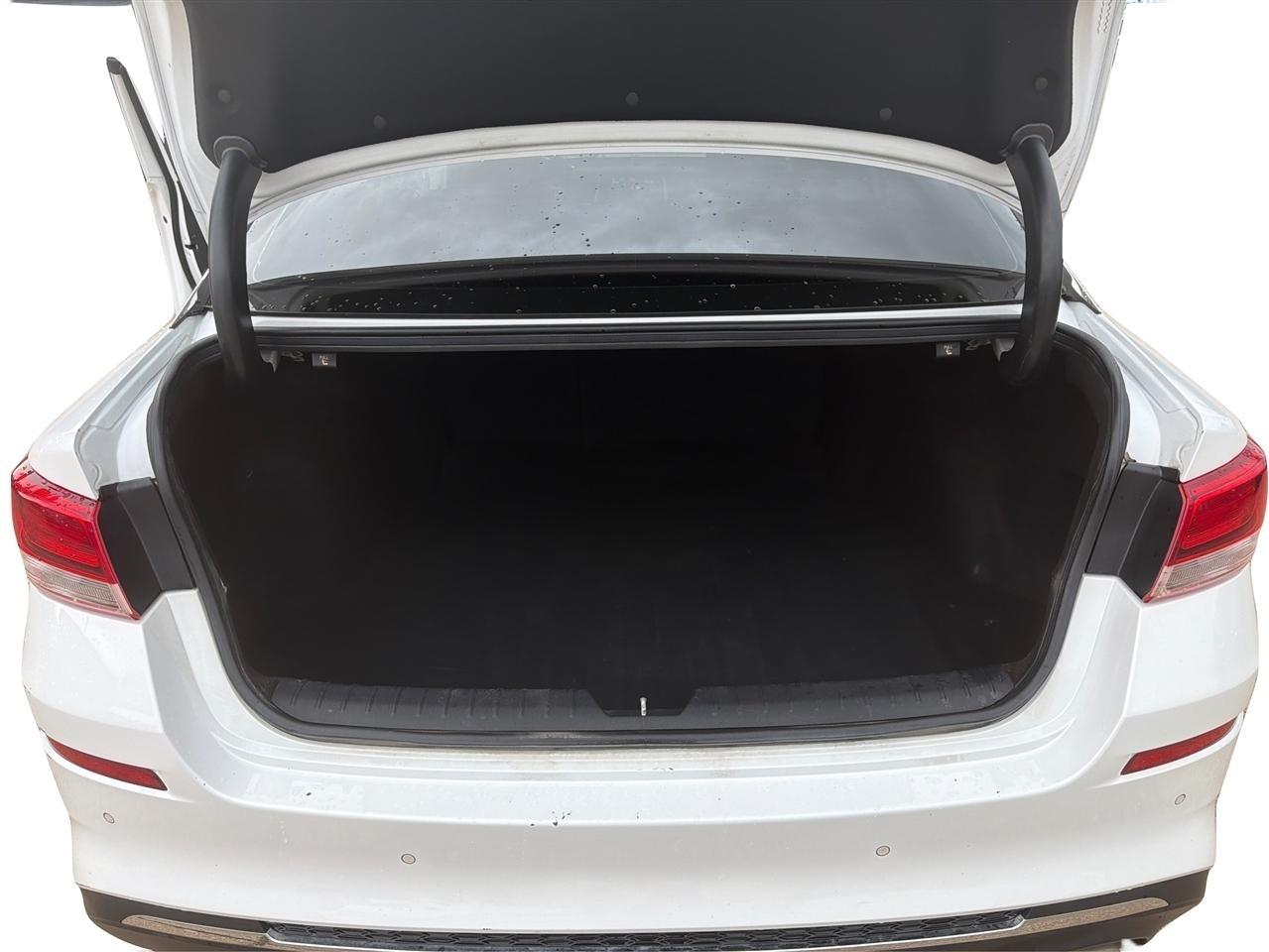 Kia Optima LX 2020