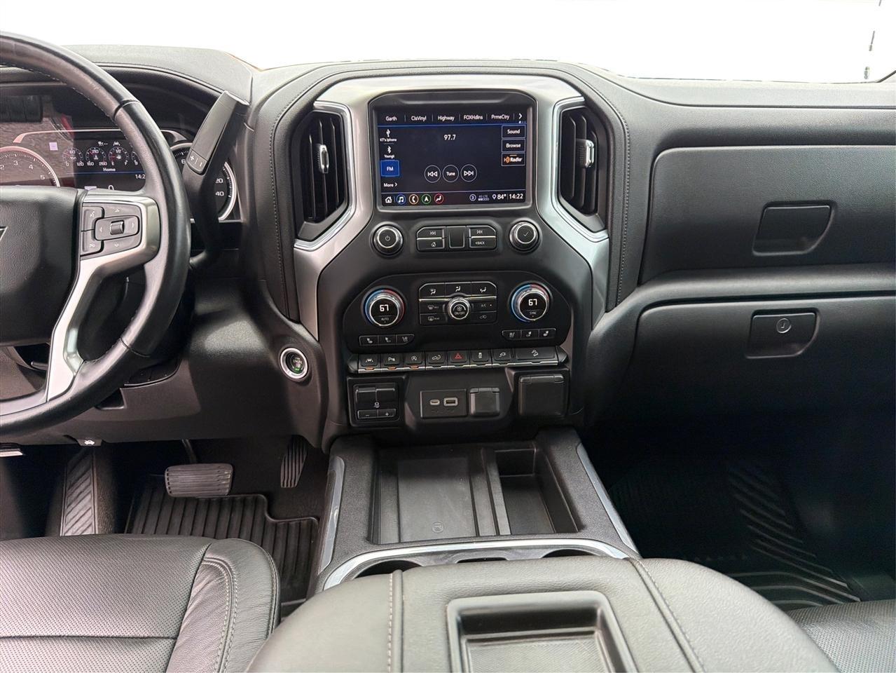 Chevrolet Silverado 1500 LTZ Crew Cab 4WD 2020