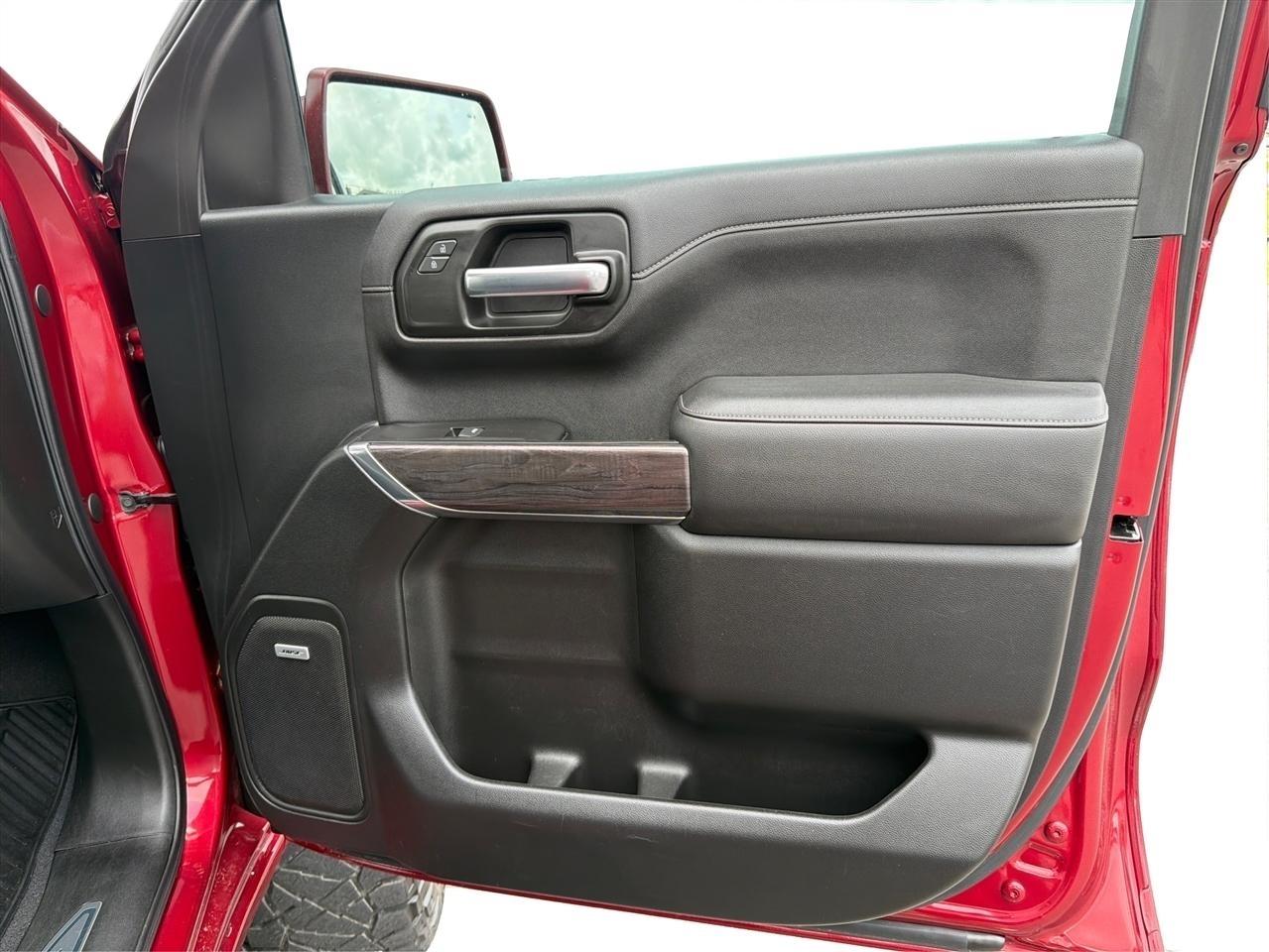Chevrolet Silverado 1500 LTZ Crew Cab 4WD 2020