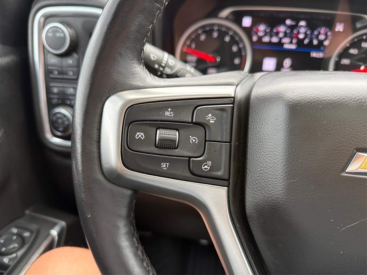 Chevrolet Silverado 1500 LTZ Crew Cab 4WD 2020