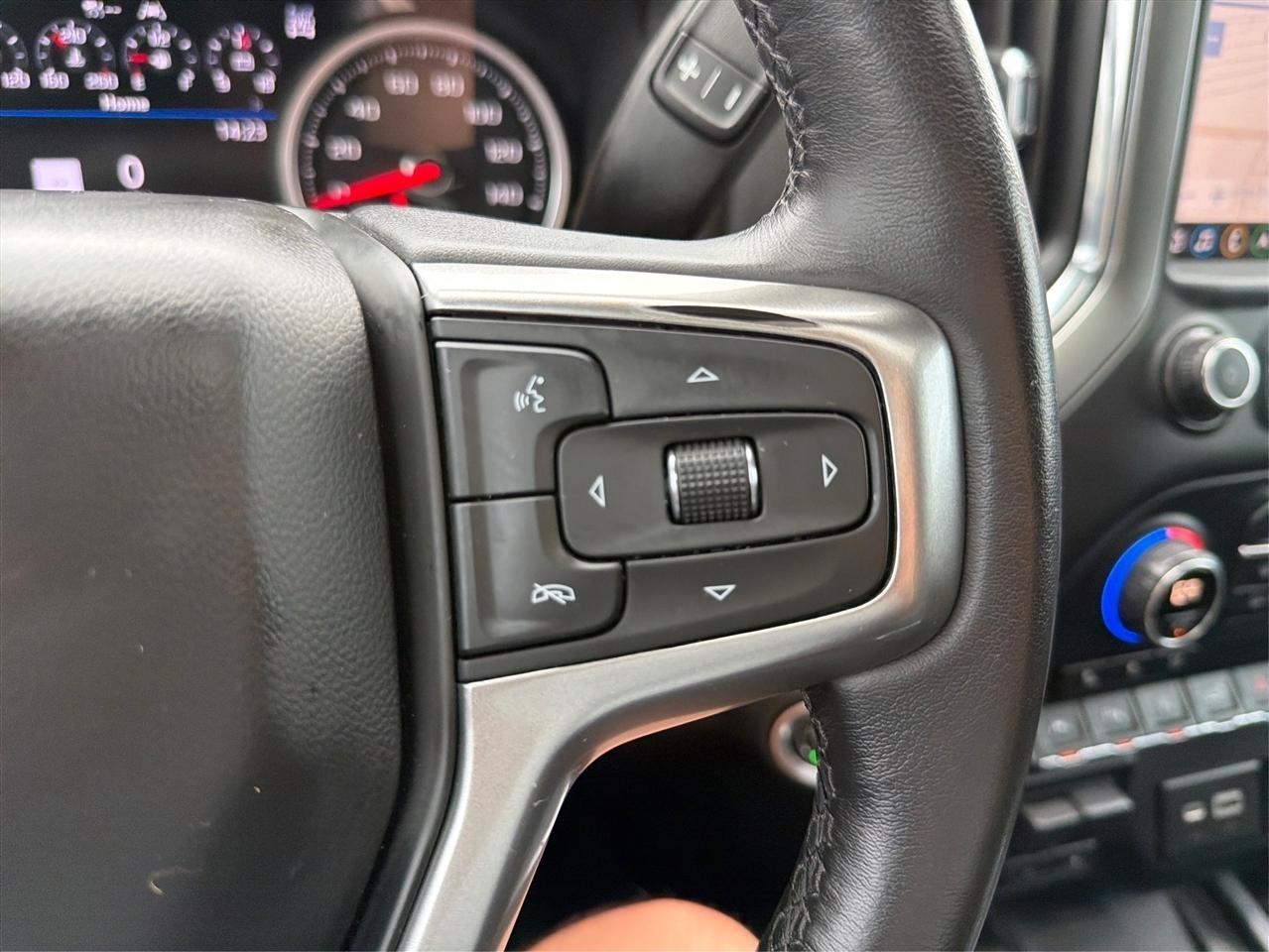 Chevrolet Silverado 1500 LTZ Crew Cab 4WD 2020