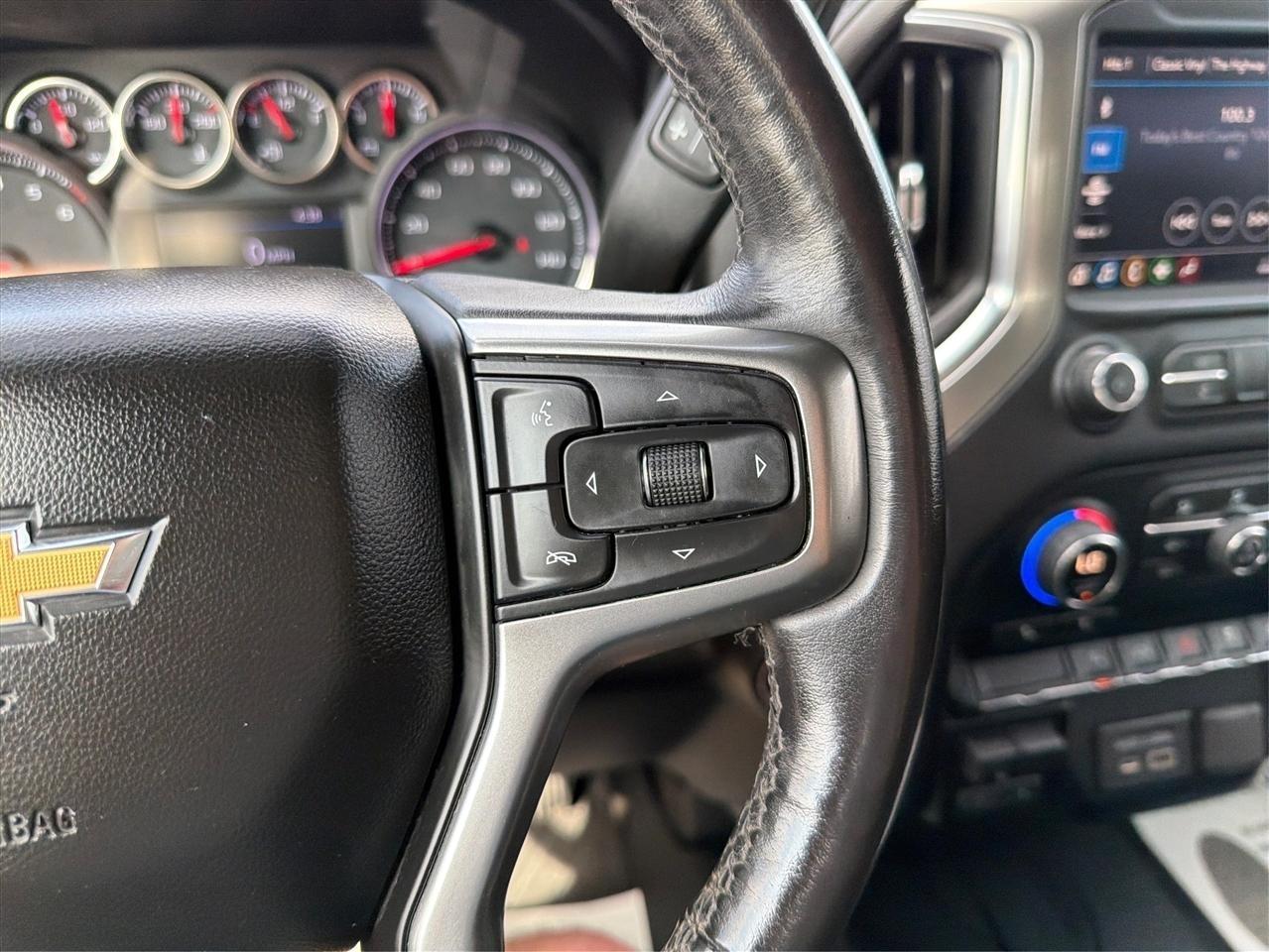 Chevrolet Silverado 1500 LT Crew Cab 4WD 2019