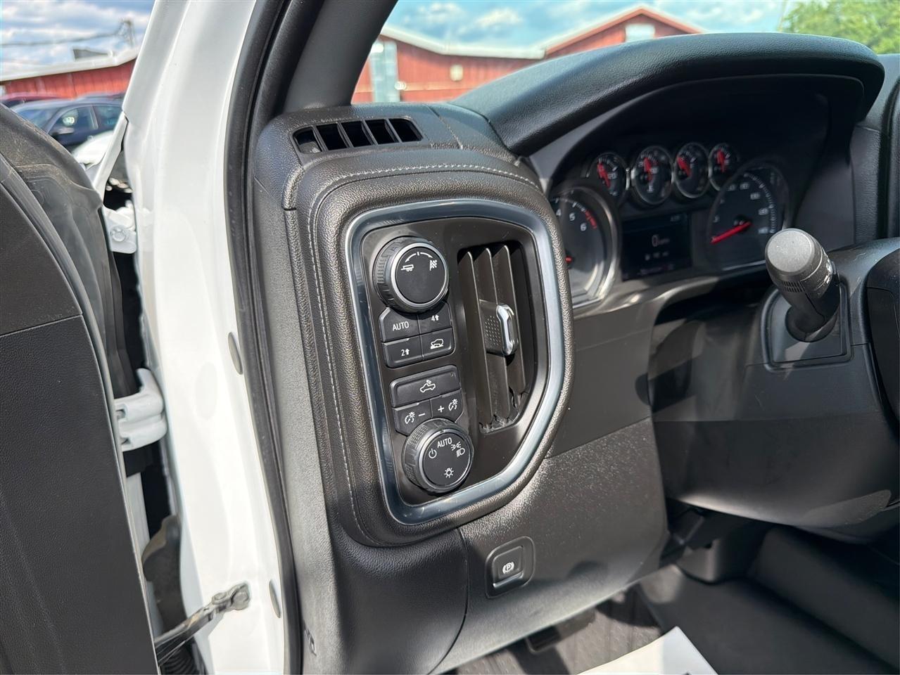 Chevrolet Silverado 1500 LT Crew Cab 4WD 2019