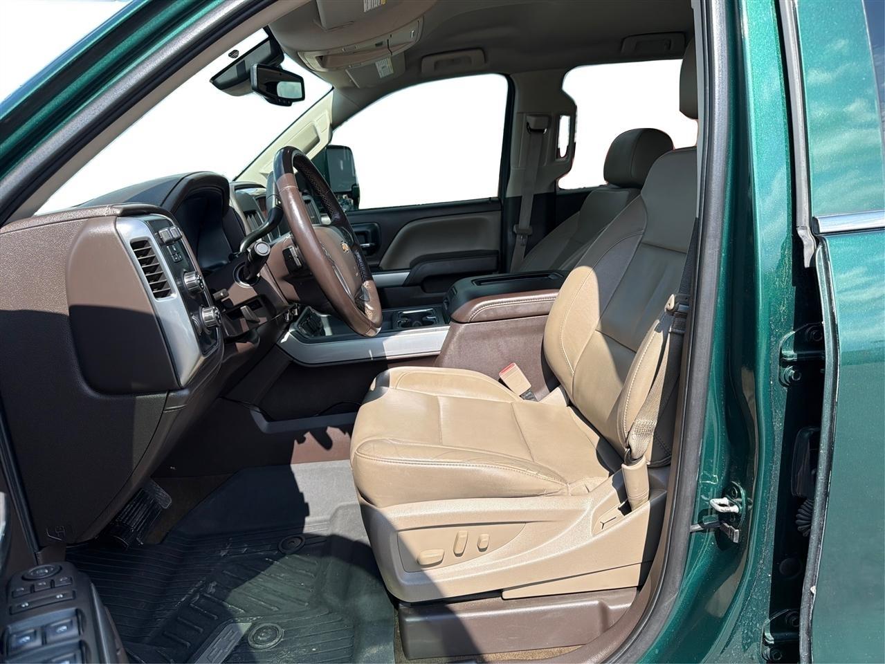 Chevrolet Silverado 1500 LTZ Crew Cab 4WD 2016