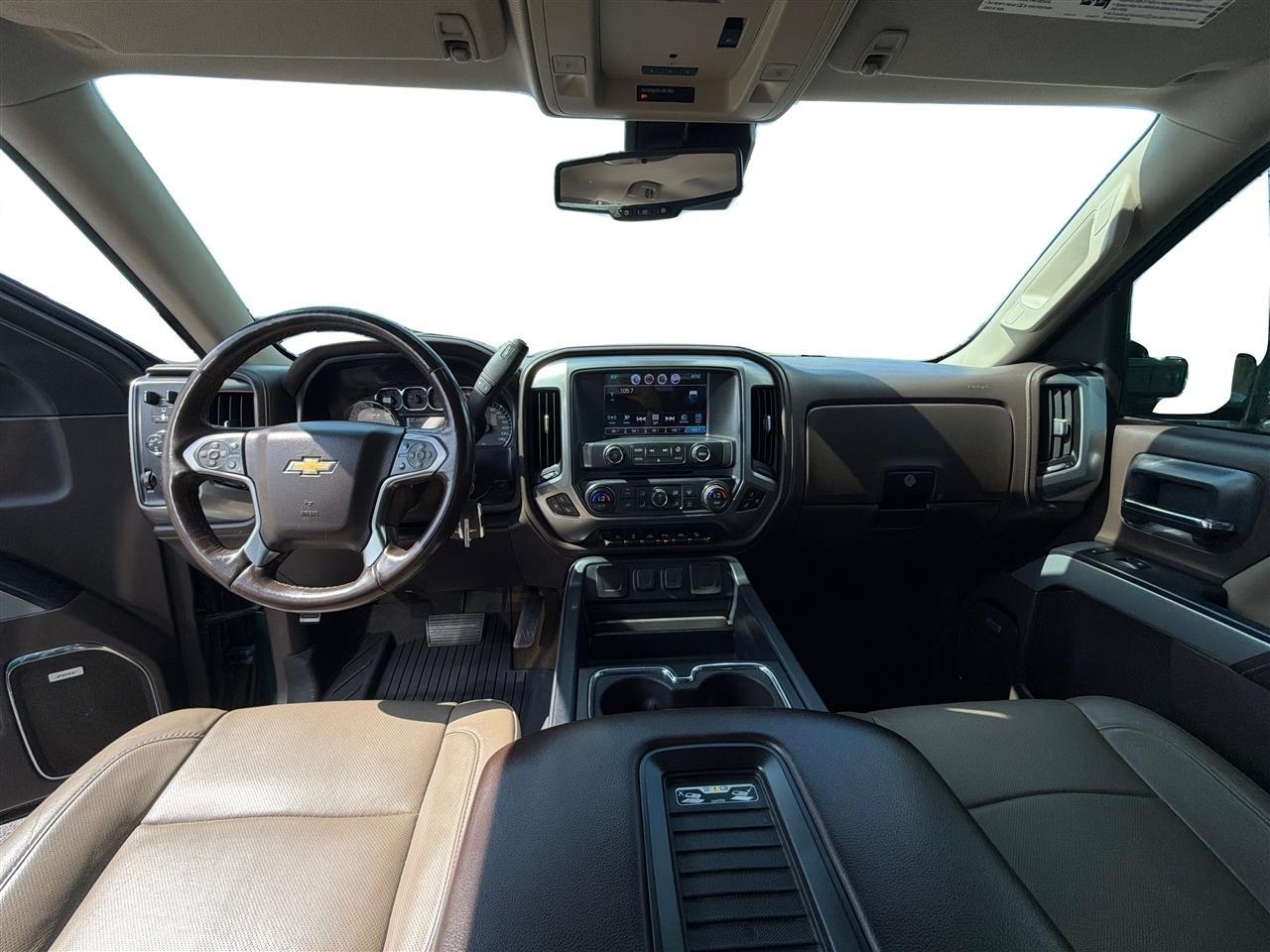 Chevrolet Silverado 1500 LTZ Crew Cab 4WD 2016