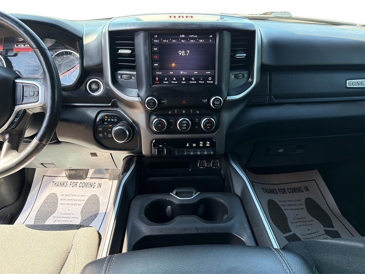 RAM 1500 Big Horn Crew Cab SWB 4WD 2020