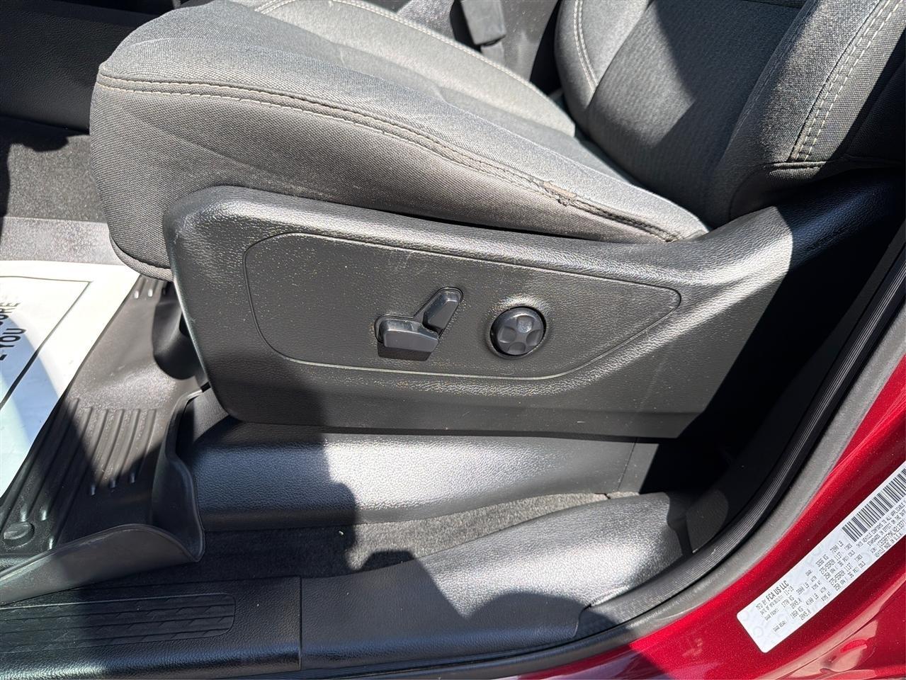 RAM 1500 Big Horn Crew Cab SWB 4WD 2020