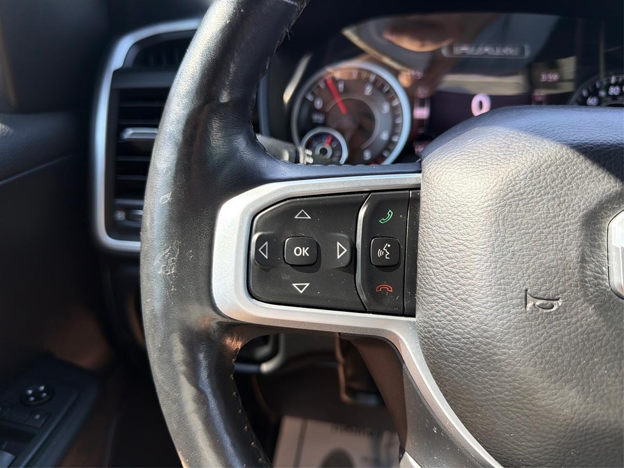 RAM 1500 Big Horn Crew Cab SWB 4WD 2020