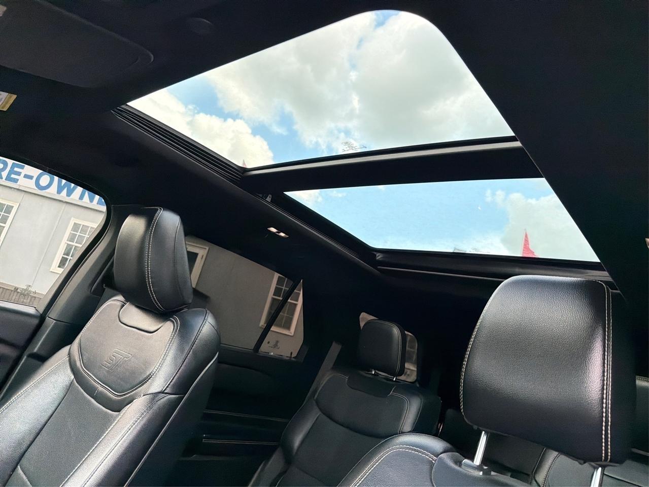 Ford Explorer ST AWD 2020