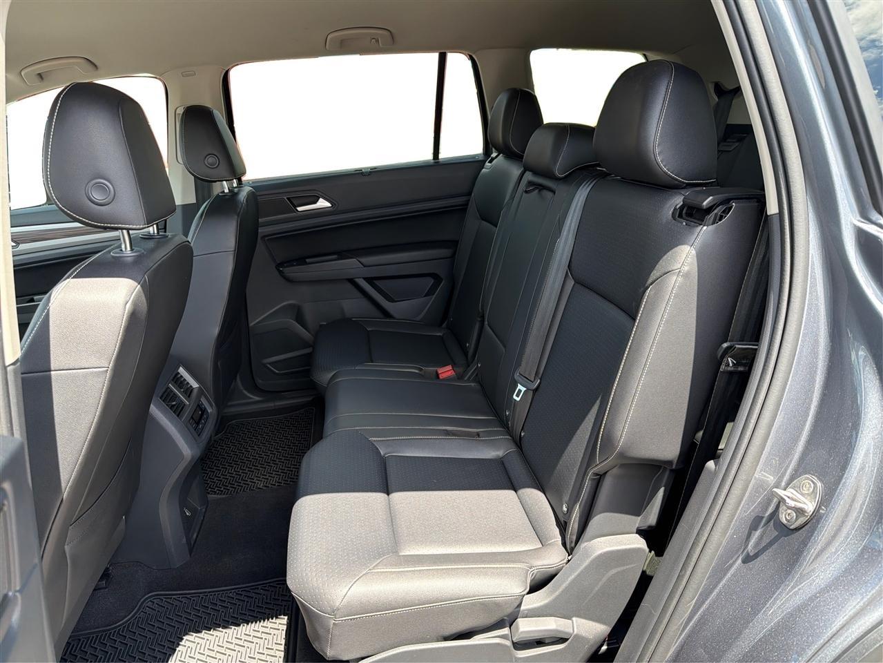 Volkswagen Atlas SE 2021