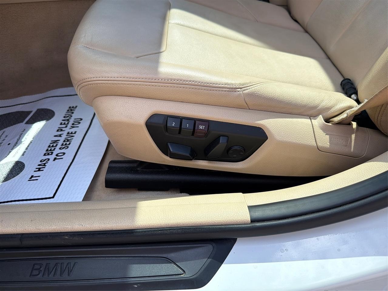 BMW 3-Series 328i Sedan 2015