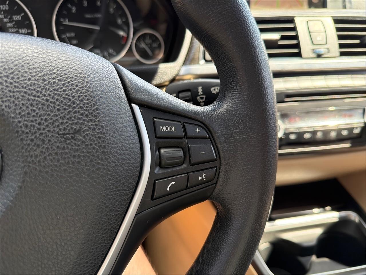 BMW 3-Series 328i Sedan 2015