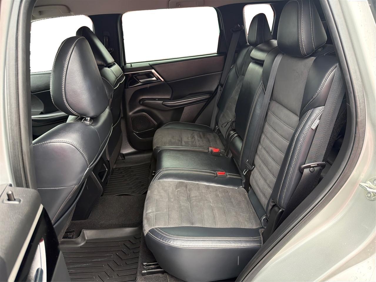 Mitsubishi Outlander SE 4WD 2022