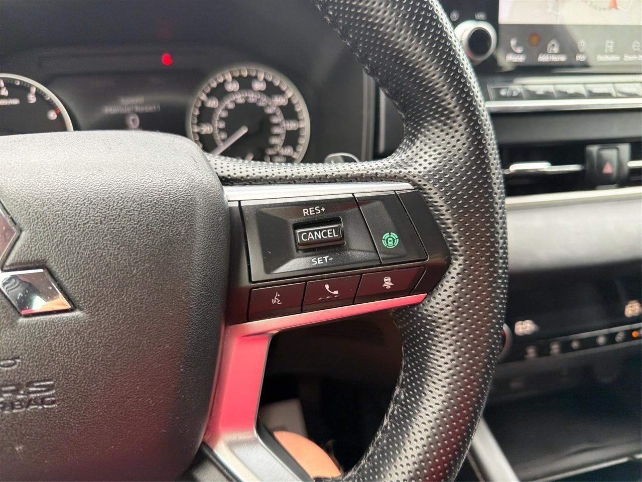 Mitsubishi Outlander SE 4WD 2022