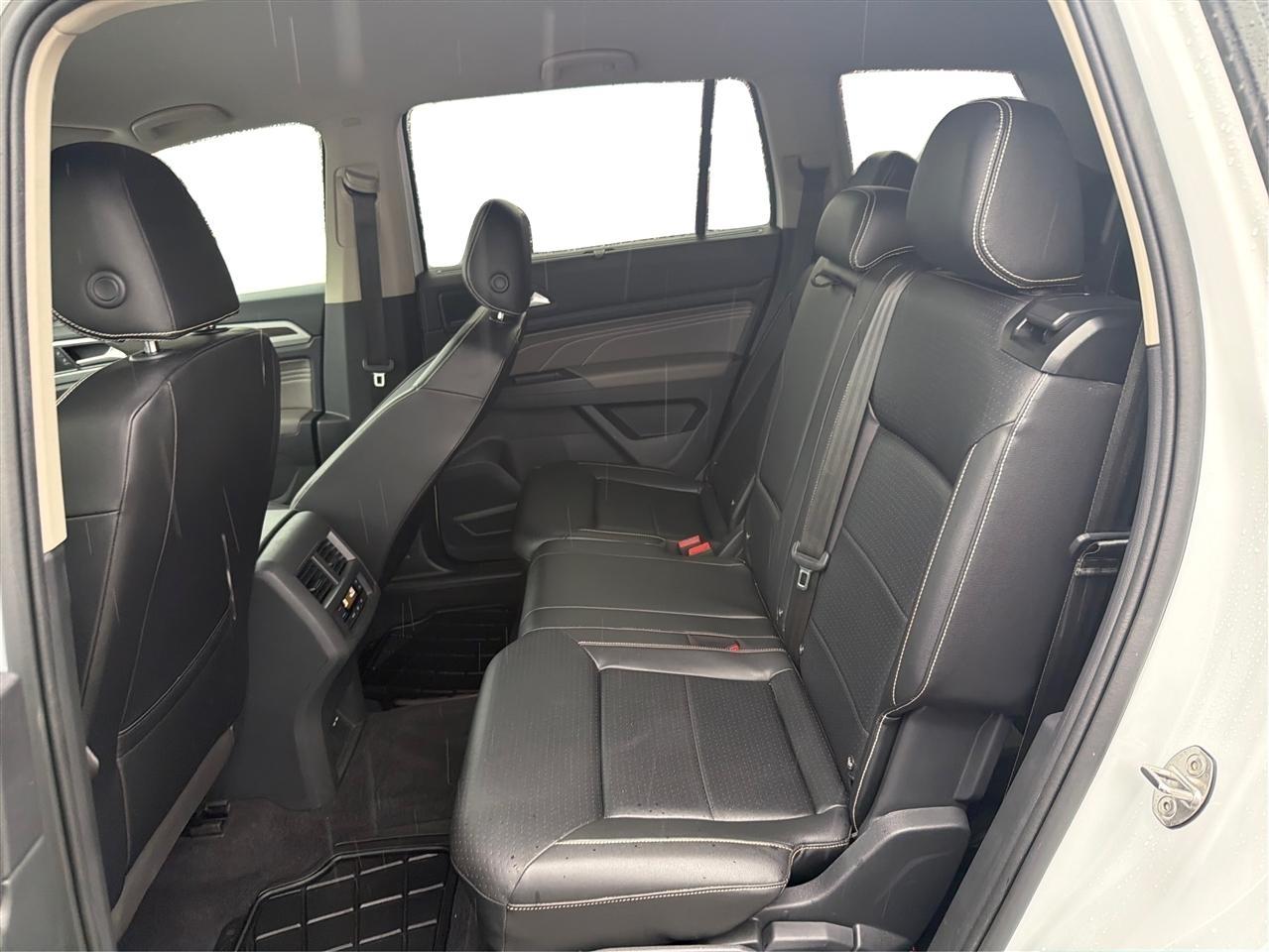 Volkswagen Atlas V6 SE w/Technology 2021