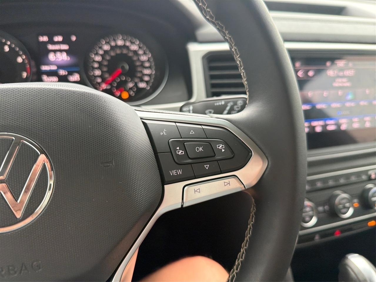Volkswagen Atlas V6 SE w/Technology 2021