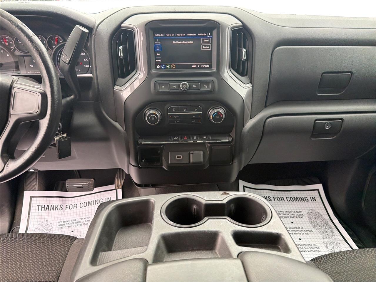 Chevrolet Silverado 1500 Custom Crew Cab Long Box 2WD 2020