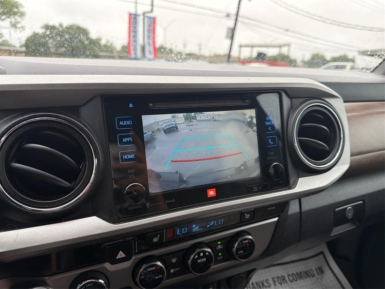 Toyota Tacoma Limited Double Cab V6 6AT 4WD 2017