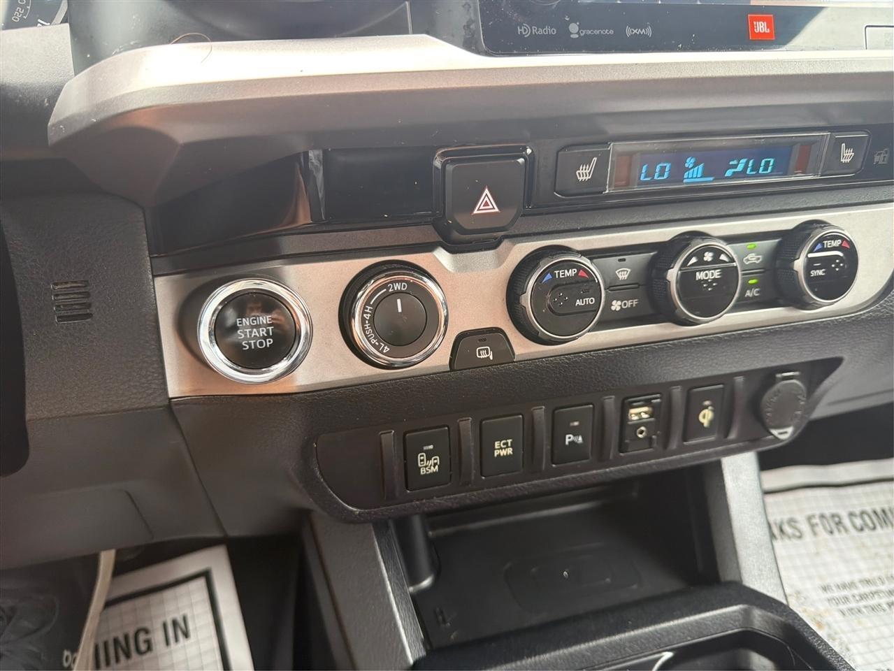 Toyota Tacoma Limited Double Cab V6 6AT 4WD 2017
