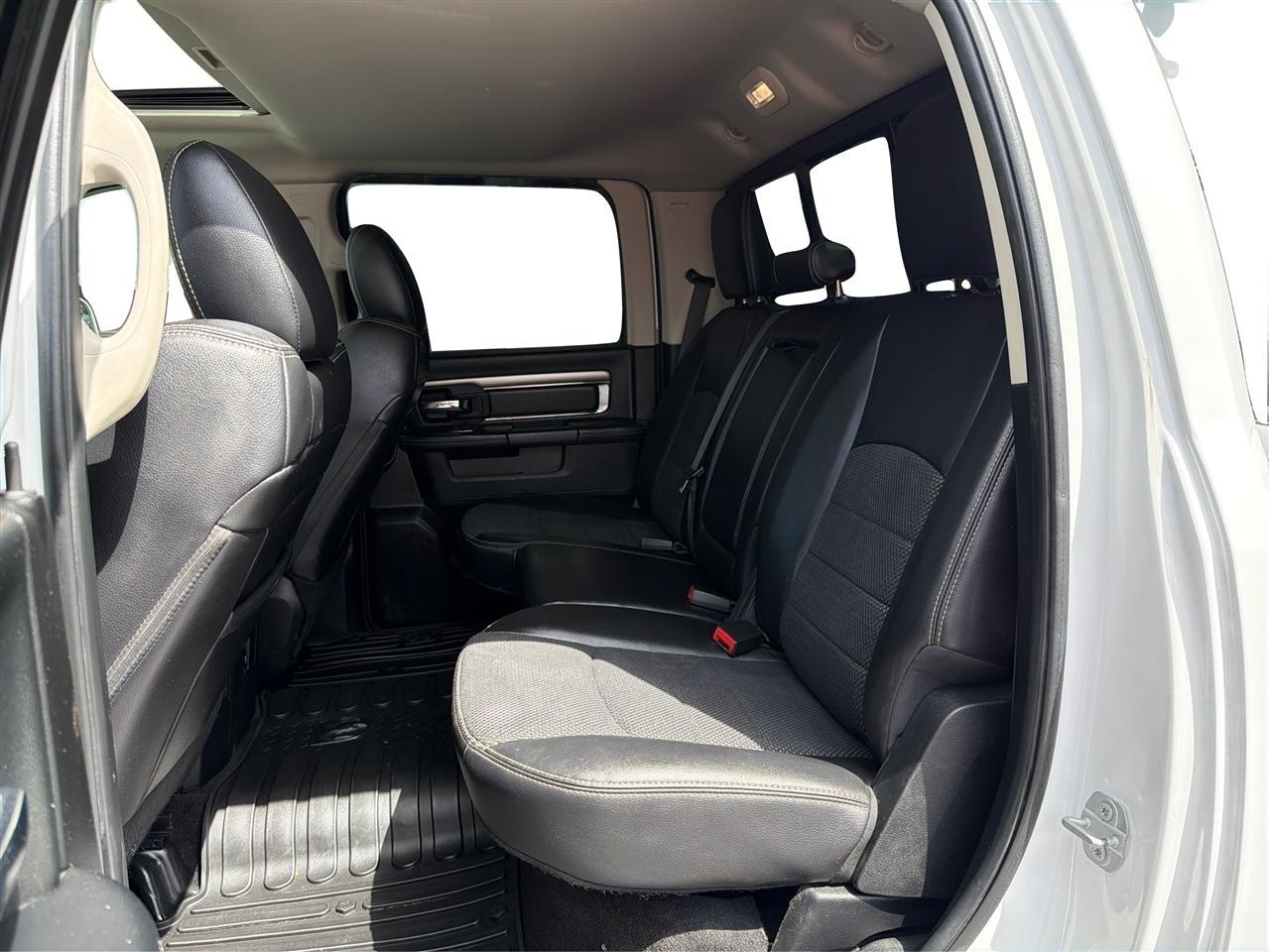 RAM 1500 Sport Crew Cab SWB 4WD 2017