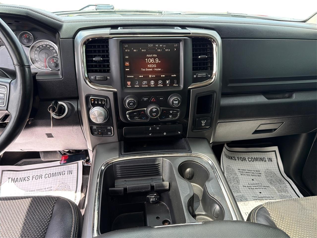 RAM 1500 Sport Crew Cab SWB 4WD 2017