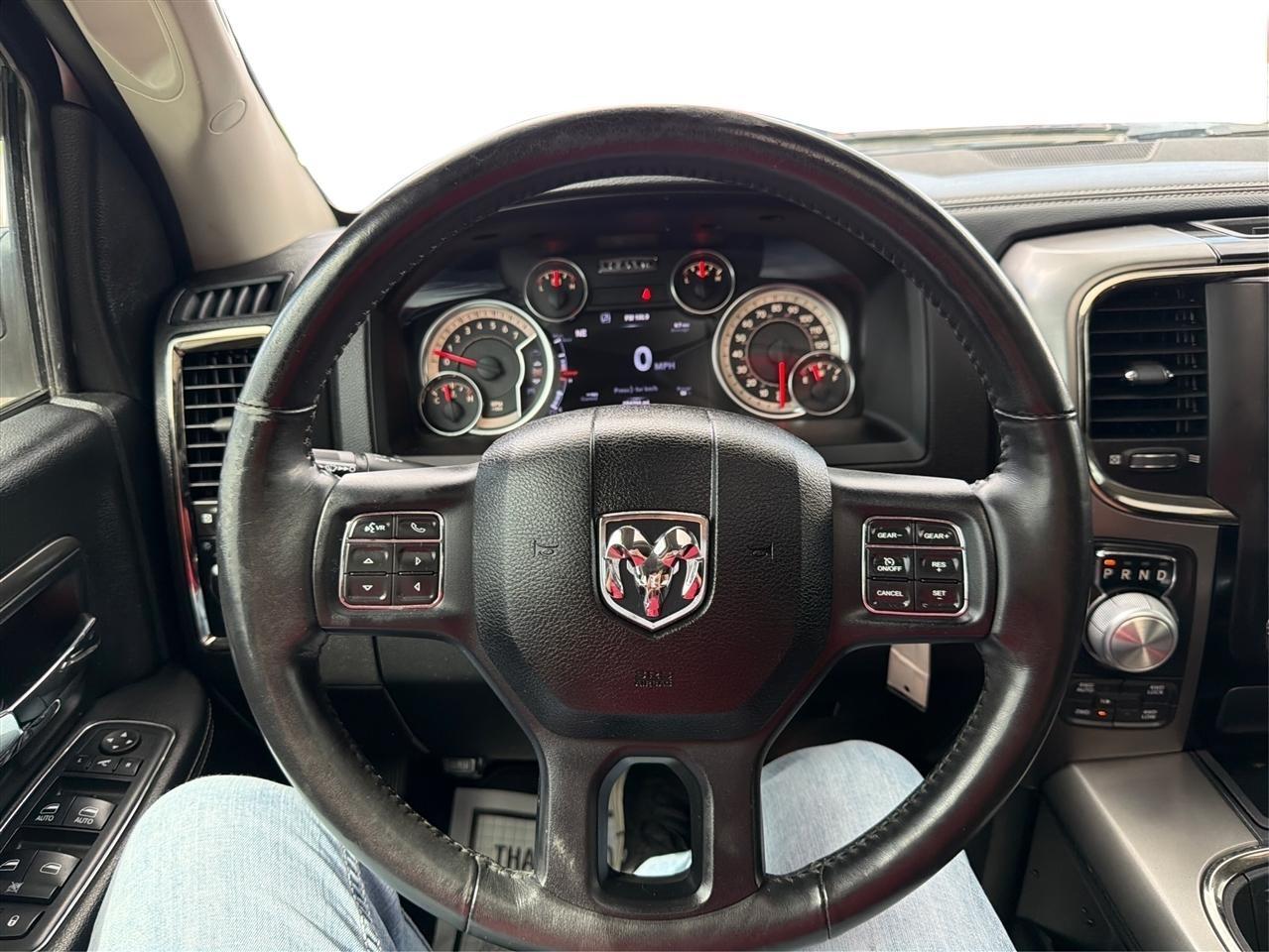RAM 1500 Sport Crew Cab SWB 4WD 2017