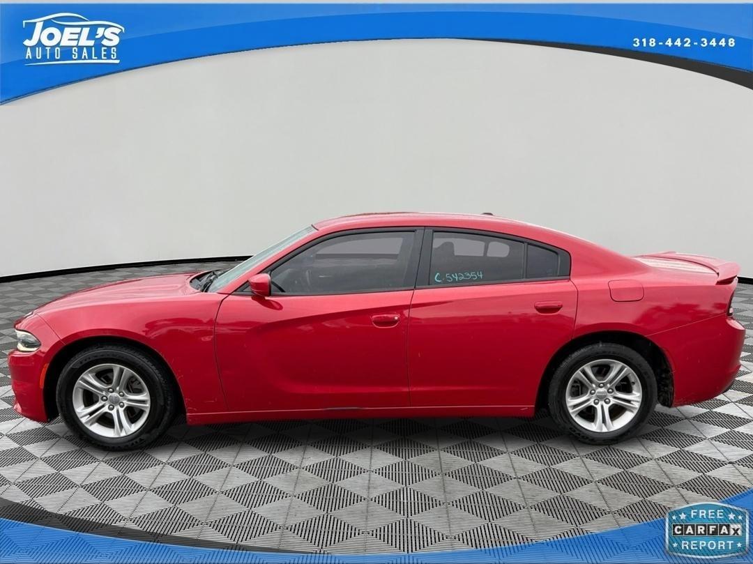Dodge Charger SE 2017