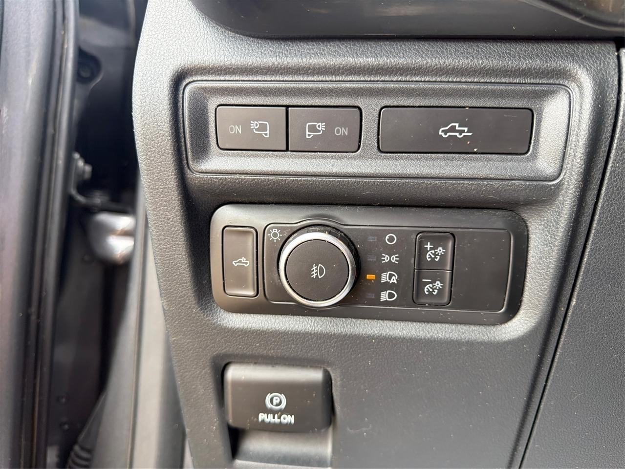 Ford F-150 XL SuperCrew 5.5-ft. Bed 2WD 2021