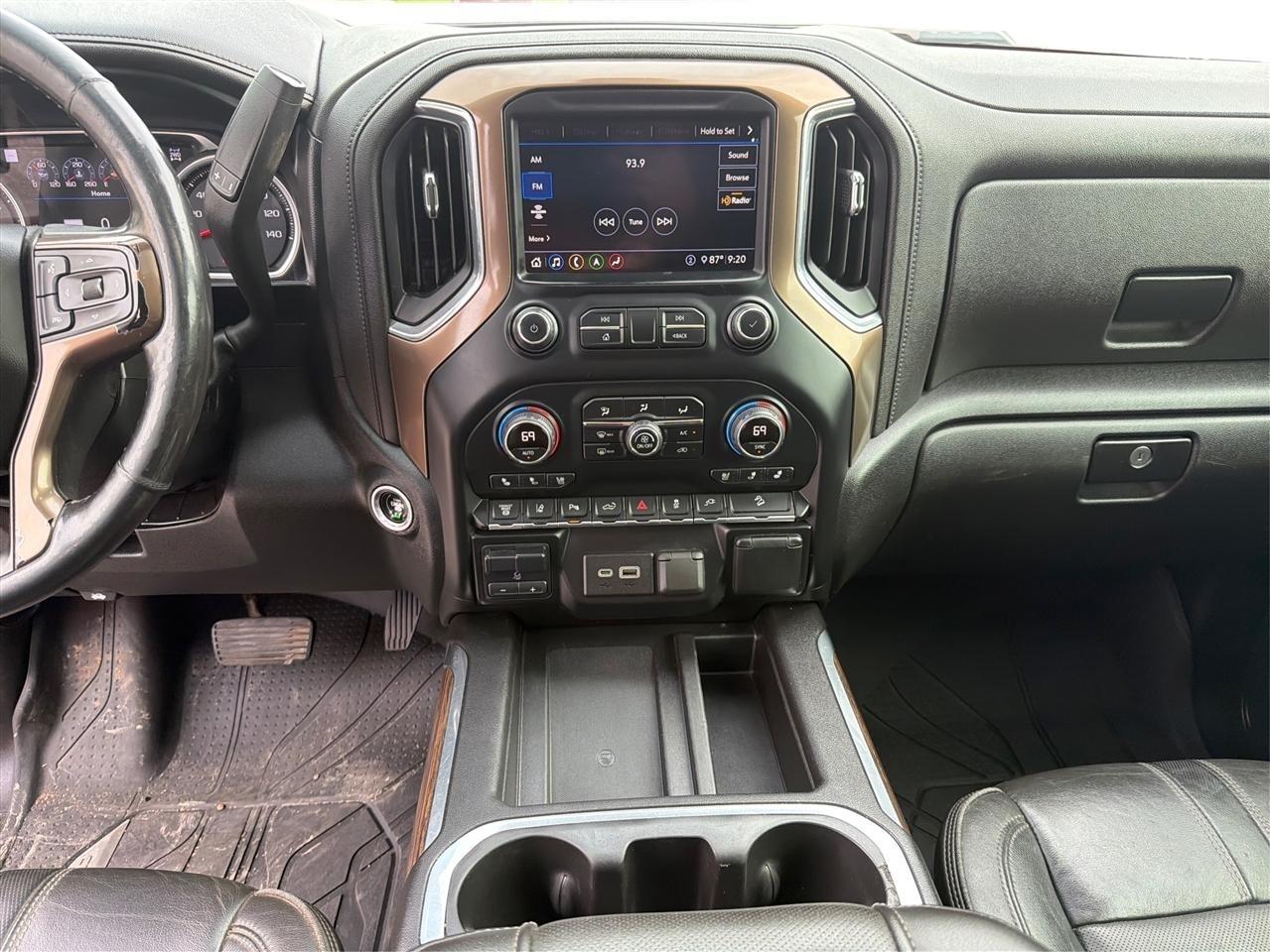 Chevrolet Silverado 2500HD High Country Crew Cab Long Box 4WD 2020
